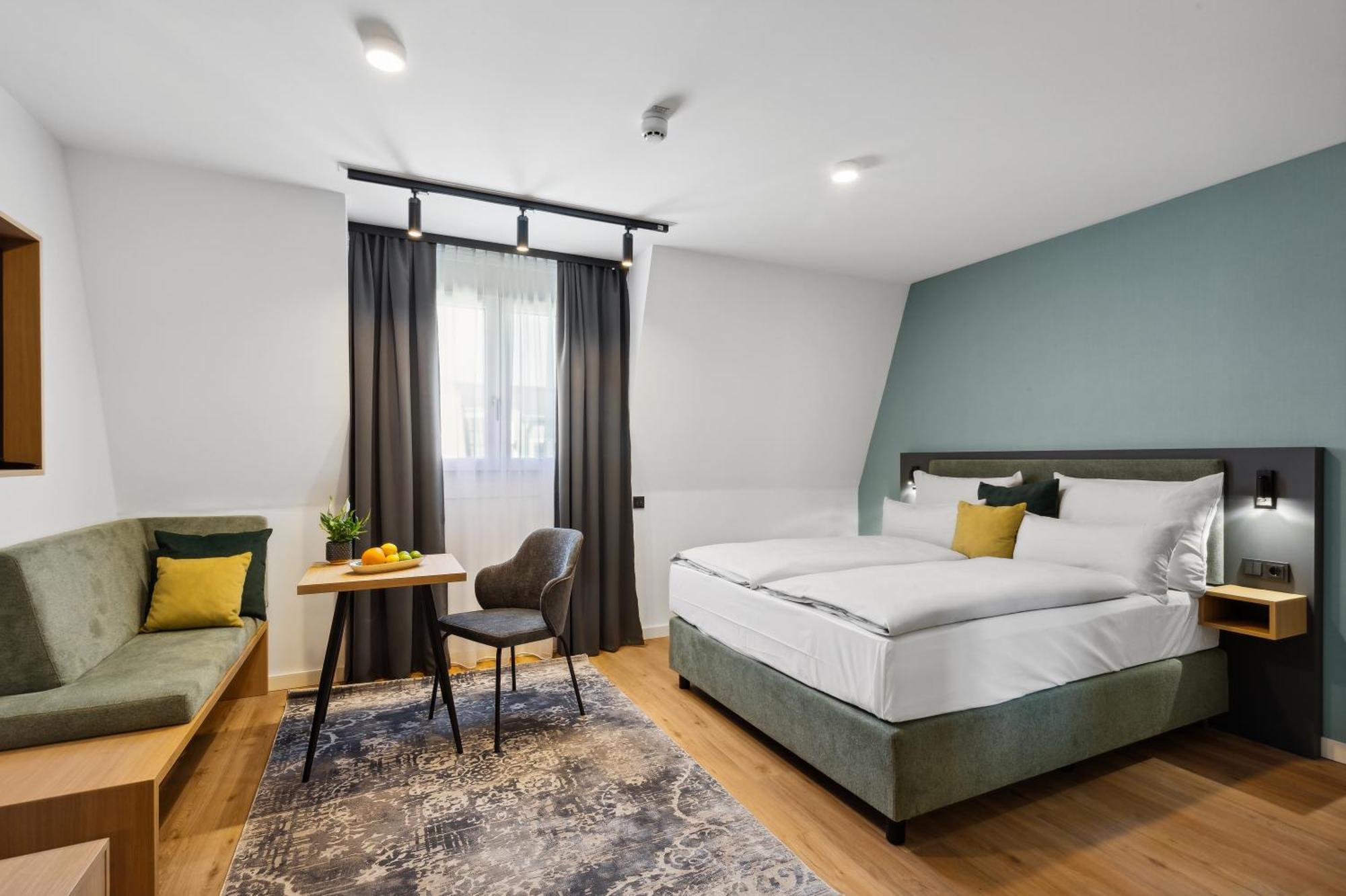 Nena Aparthotel *