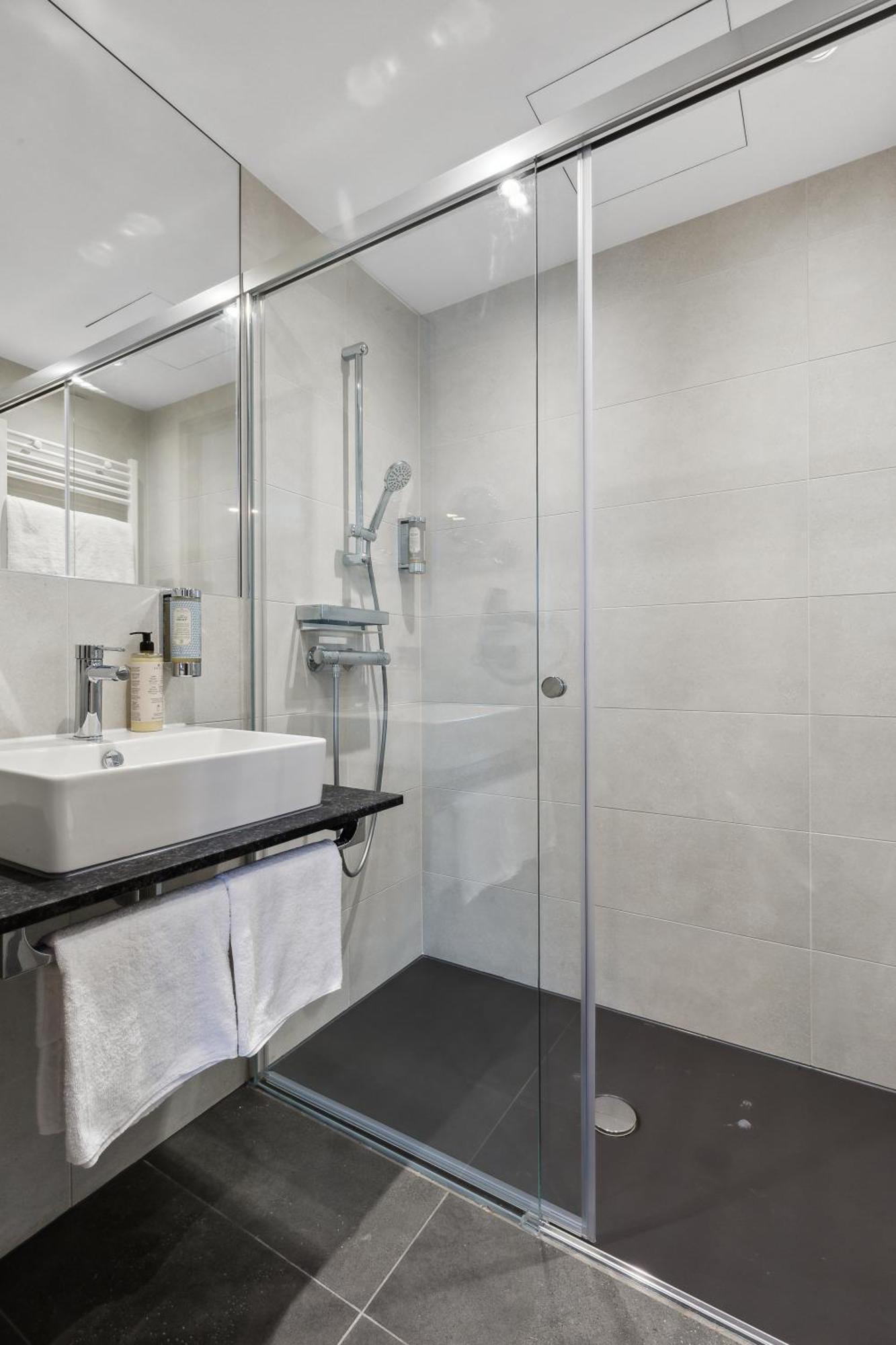 Nena Aparthotel